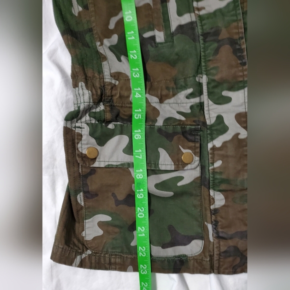 Love Tree camo jacket, sz small - Picture 5 of 7